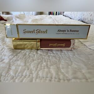 Sweet Street Always 'n Forever Liquid Lipstick - Whisper